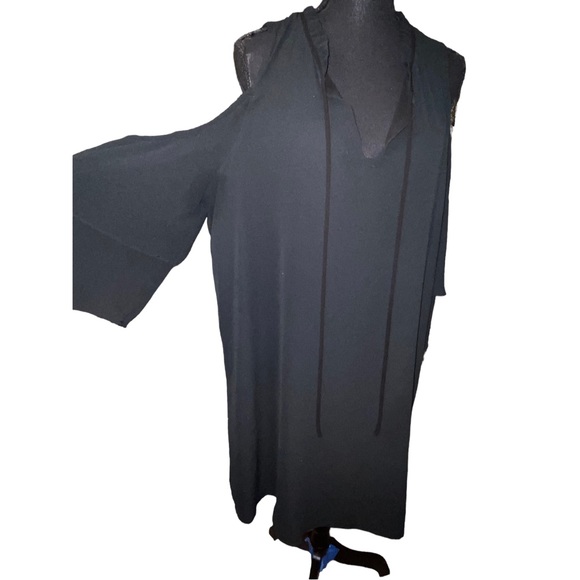 🌟🔥 BOGO Sale🔥🌟 Mossimo Black Cold Shoulder Ruffle Sleeve Shift Dress- Sz XXL - Picture 6 of 10